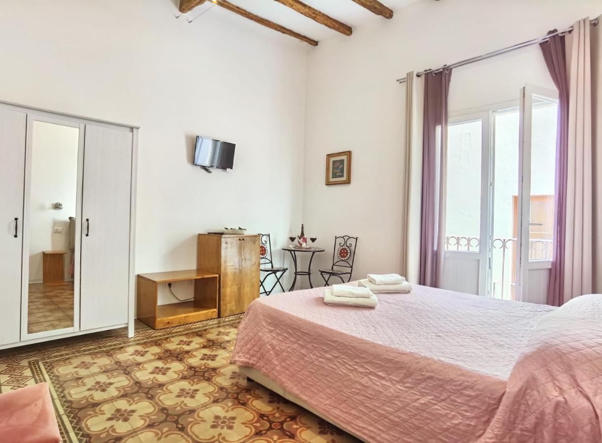 Sat Appartamenti Locazioni Turistiche Brevi-G&P Holiday Home Trapani Exteriör bild