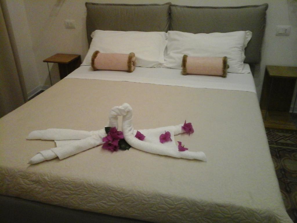 Sat Appartamenti Locazioni Turistiche Brevi-G&P Holiday Home Trapani Exteriör bild