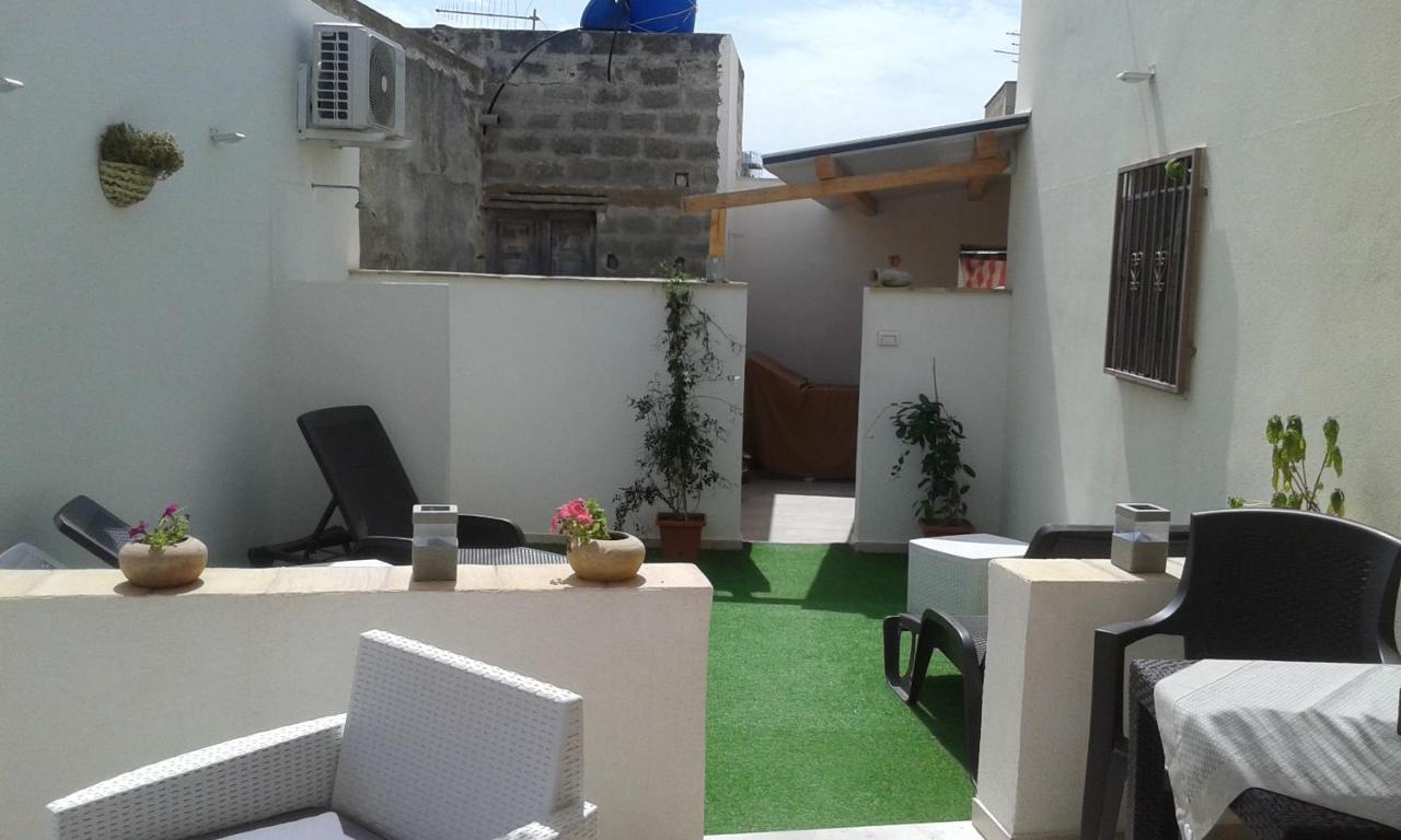 Sat Appartamenti Locazioni Turistiche Brevi-G&P Holiday Home Trapani Exteriör bild